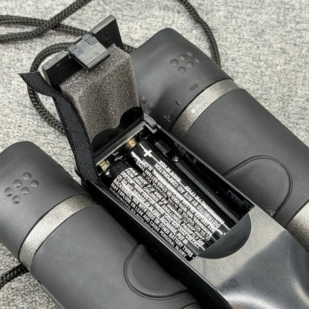 Old Y2K Meade CaptureView 8x22 Integrated Low Pixel Digital Camera Binoculars
